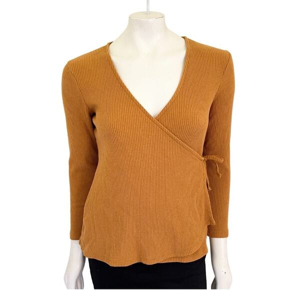 OLD NAVY Lightweight Ribbed Wrap Sweater in Honey Long sleeve Stretch SZ M - Picture 2 of 13